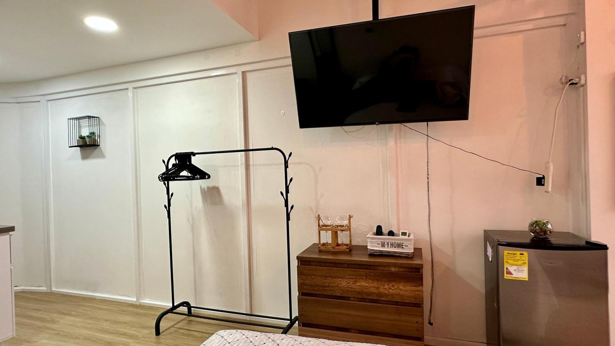 Prime Laureles Location With Air Conditioning Medellín Esterno foto