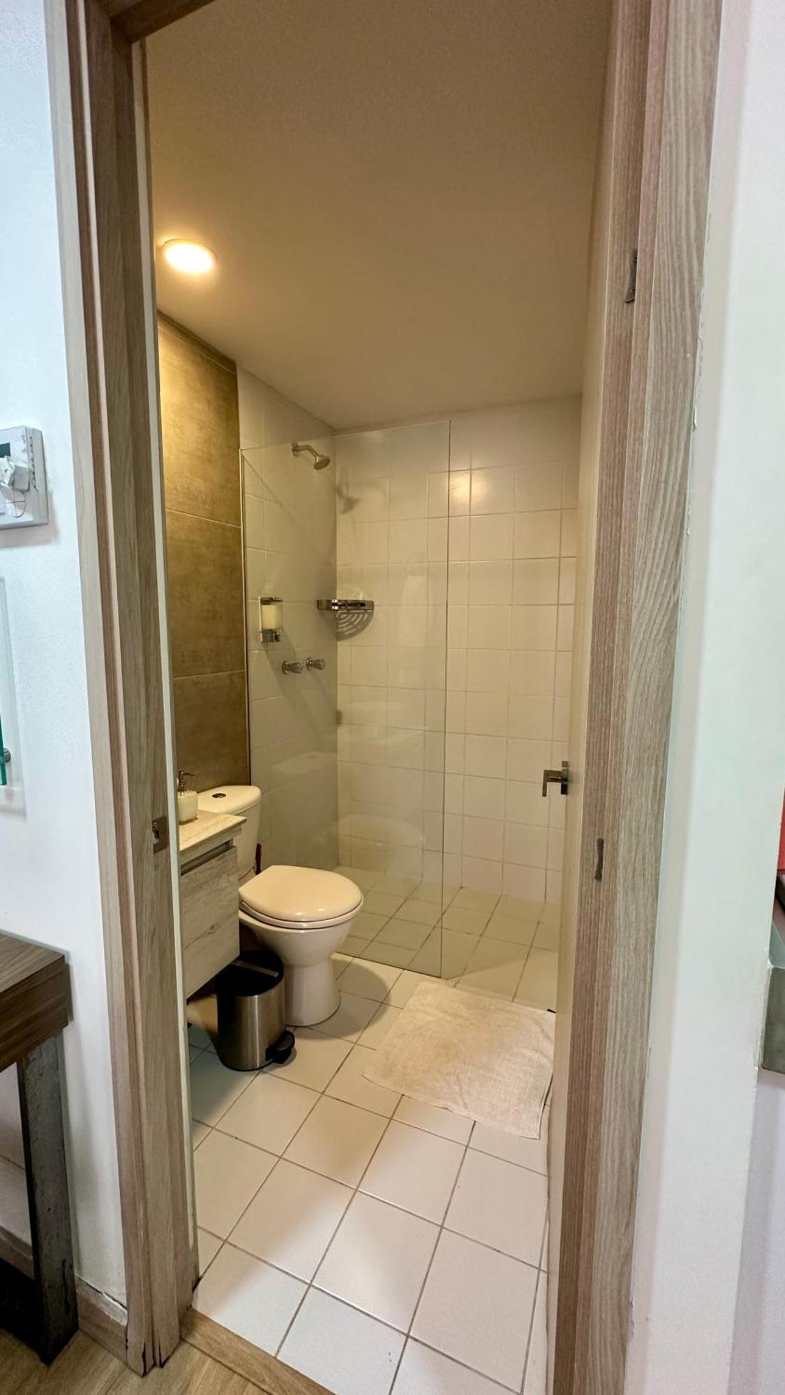 Prime Laureles Location With Air Conditioning Medellín Esterno foto